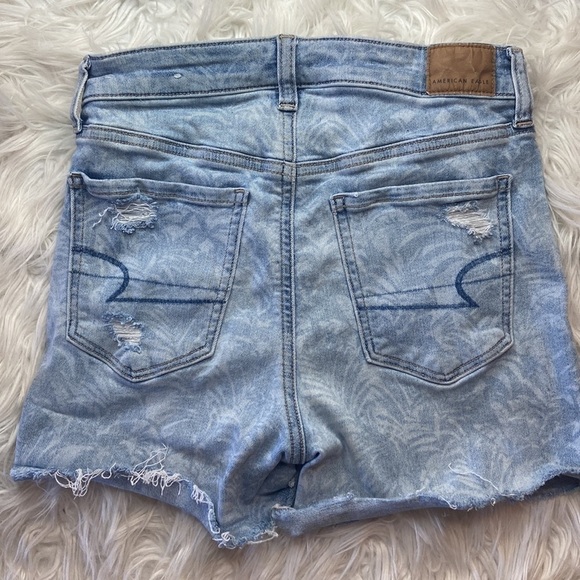 American Eagle Hi-Rise Shortie Distressed Denim Shorts - Picture 3 of 9